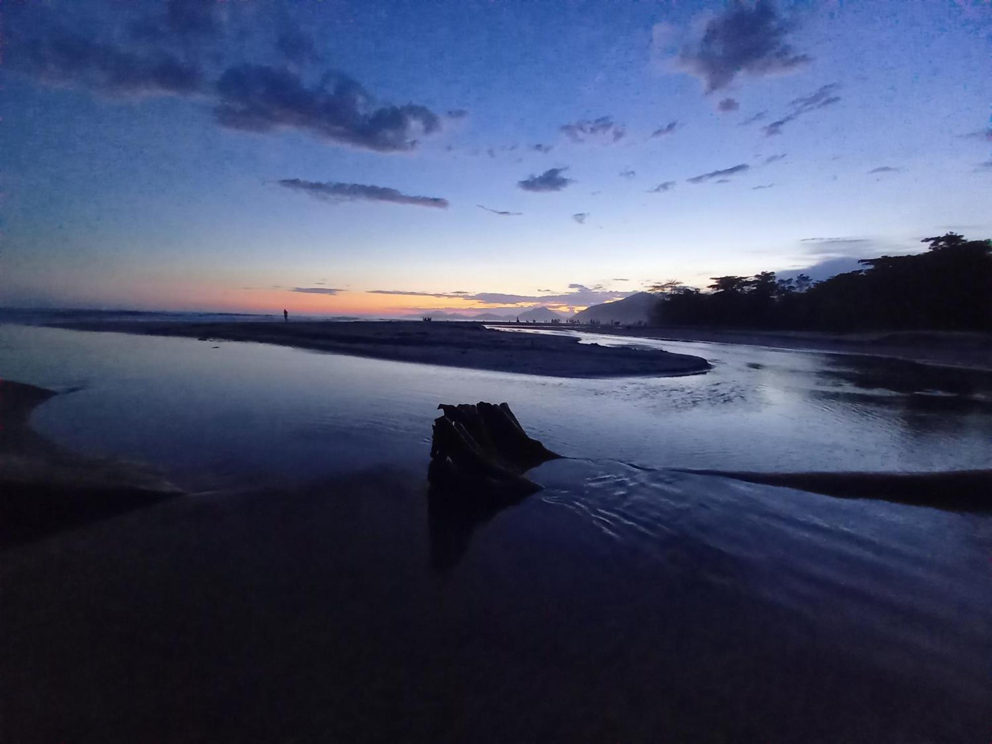 Suite No Condominio Itamambuca - Muito Perto Da Praia !!! Ubatuba Exteriör bild